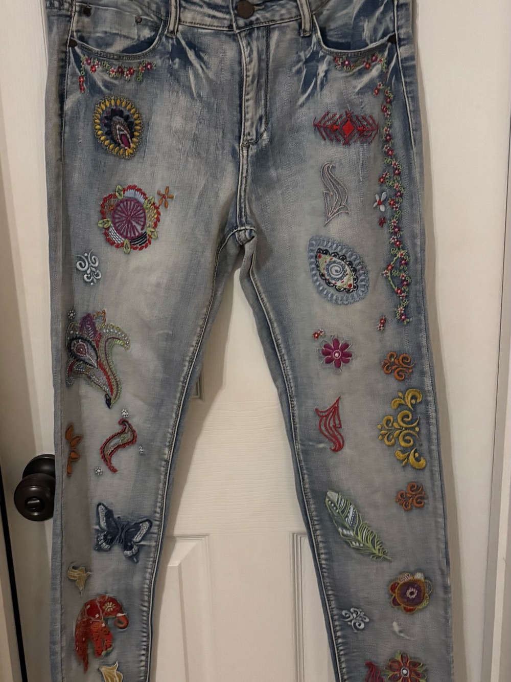Light Blue Skinny Jeans with Colorful Embroidery